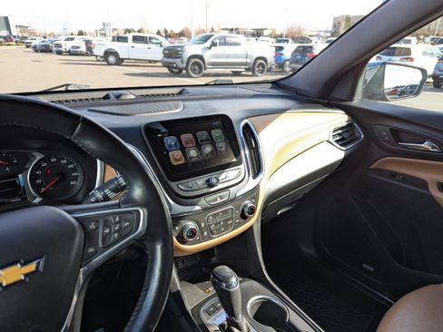 Used 2018 Chevrolet Equinox Premier w/ Infotainment II Package AWD/4WD image 20