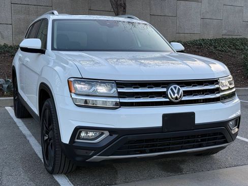 Used 2018 Volkswagen Atlas SEL AWD/4WD image 5