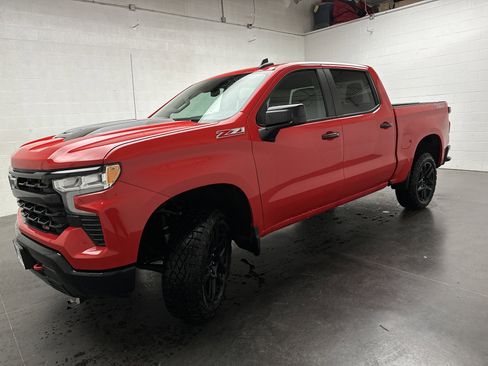 Used 2022 Chevrolet Silverado 1500 LT Trail Boss w/ Protection Package image 4