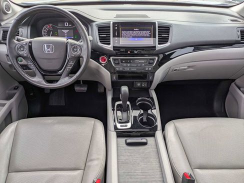 Certified 2018 Honda Ridgeline RTL-E image 11