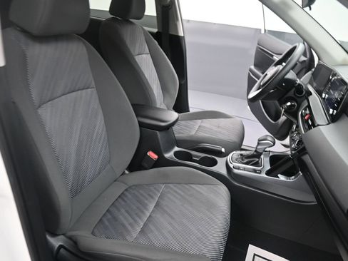 Used 2024 Kia Seltos LX AWD/4WD image 41