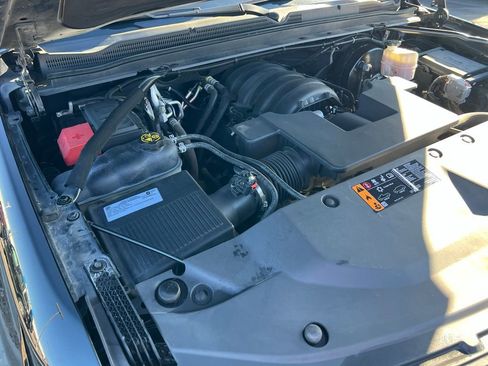 Used 2019 Chevrolet Suburban Premier image 49