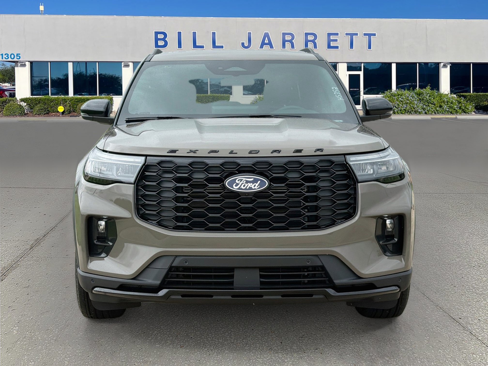 New 2027 Ford Explorer ST-Line RWD image 2