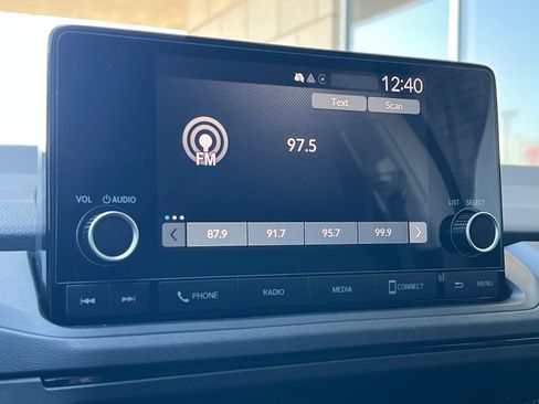 Used 2025 Honda Accord LX image 17