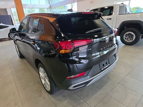 Used 2024 Buick Encore GX Preferred FWD image 9