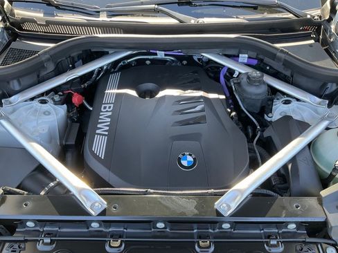 Used 2025 BMW X5 sDrive40i image 32