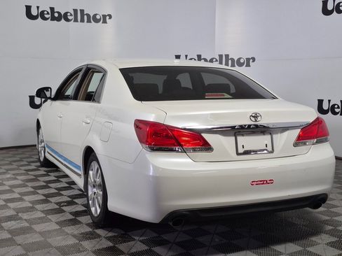 Used 2011 Toyota Avalon image 5