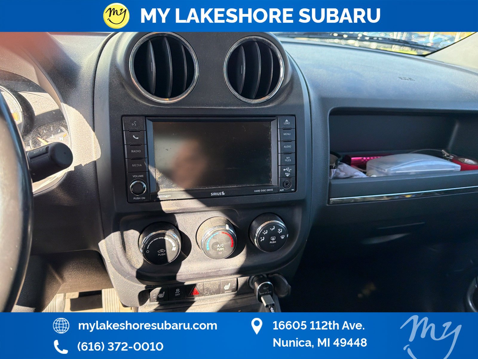 Used 2015 Jeep Patriot Latitude AWD/4WD image 12