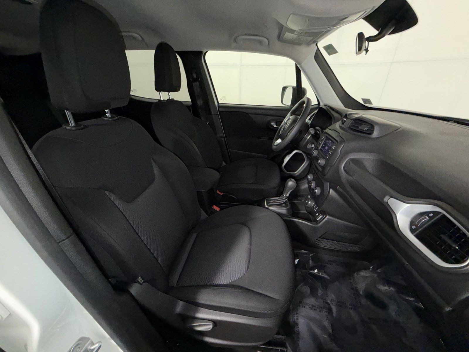 Used 2019 Jeep Renegade Sport AWD/4WD image 25