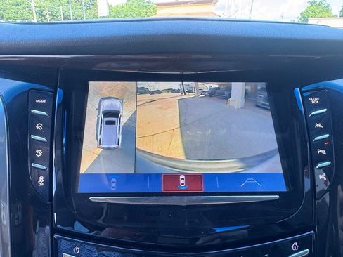 Used 2019 Cadillac Escalade Luxury RWD image 15