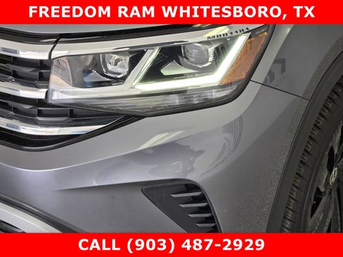 Used 2022 Volkswagen Atlas Cross Sport SE AWD/4WD image 5