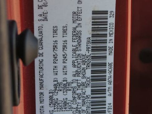 Used 2021 Toyota Tacoma SR w/ SR Convenience Package image 22