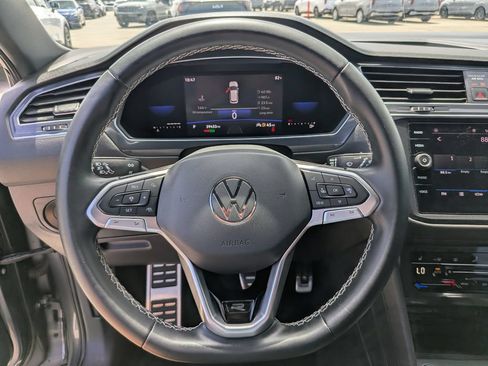 Used 2023 Volkswagen Tiguan SE R-Line FWD image 29