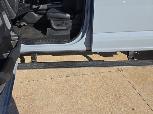 Used 2025 Ford F250 Lariat w/ Lariat Ultimate Package image 10