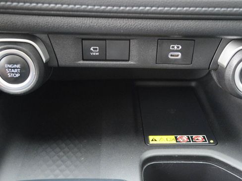 Used 2024 Toyota Grand Highlander AWD image 31