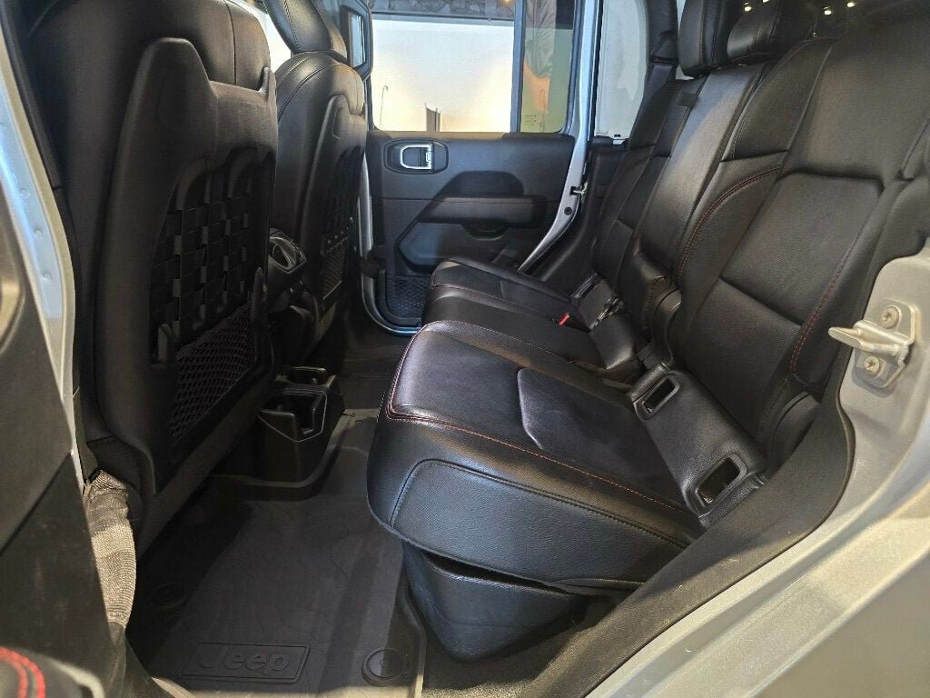 Used 2022 Jeep Gladiator Rubicon w/ LED Lighting Group AWD/4WD image 22