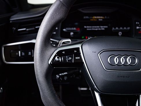 Used 2023 Audi RS 7 Sportback image 16