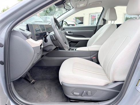 Used 2025 Hyundai Sonata SEL FWD image 18