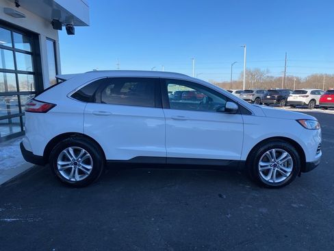 Used 2020 Ford Edge SEL image 6