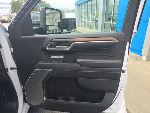 Used 2024 GMC Sierra 1500 Denali w/ Denali Reserve Package image 64