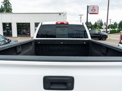 Used 2016 GMC Sierra 2500 Denali w/ Duramax Plus Package AWD/4WD image 7