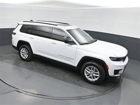 New 2025 Jeep Grand Cherokee L Laredo image 28