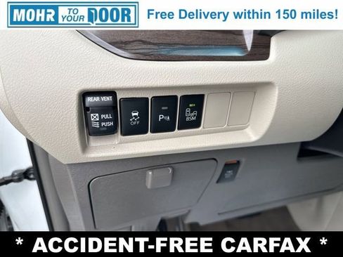 Used 2017 Toyota Sienna XLE Premium image 22