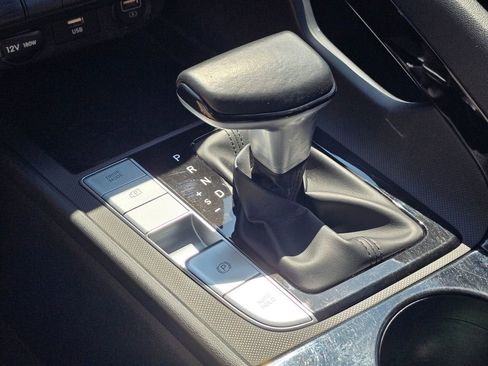 Used 2022 Hyundai Elantra Limited w/ Cargo Package image 35