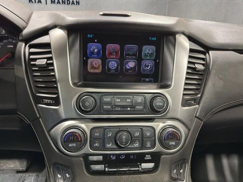 Used 2017 Chevrolet Suburban LT image 9