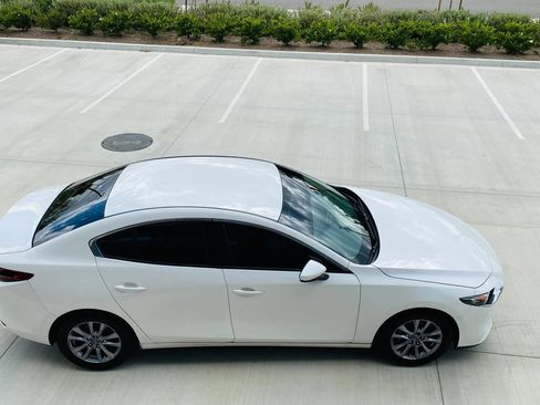 Used 2020 MAZDA MAZDA3 Sedan FWD image 25