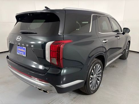 Used 2025 Hyundai Palisade Calligraphy FWD image 8