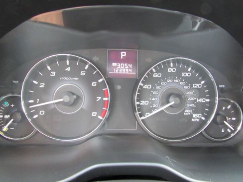 Used 2012 Subaru Legacy 3.6R Limited w/ Popular Pkg 2 AWD/4WD image 17