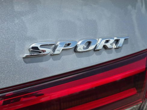 Used 2023 Honda Civic Sport image 29