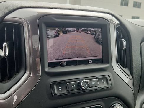 Used 2024 Chevrolet Silverado 1500 W/T w/ WT Value Package AWD/4WD image 17