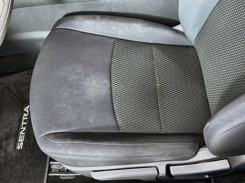 Used 2021 Nissan Sentra S FWD image 19