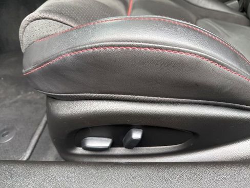 Used 2022 Chevrolet Camaro ZL1 image 24