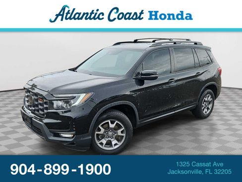Used 2023 Honda Passport TrailSport image 1