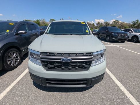 Used 2023 Ford Maverick XLT image 2