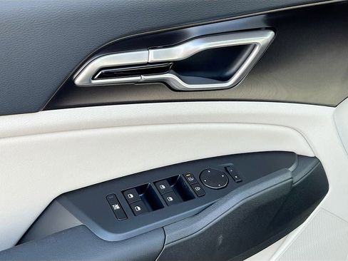 New 2026 Kia Sportage EX image 11