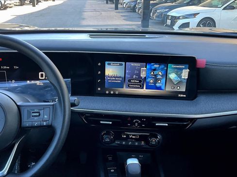 New 2026 Nissan Kicks SV image 6