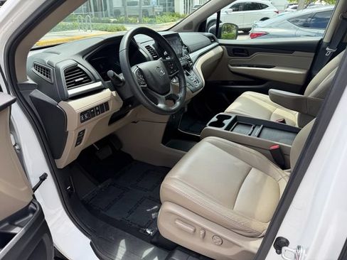 Used 2024 Honda Odyssey EX-L image 11
