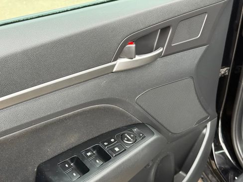 Used 2020 Hyundai Elantra SEL w/ Cargo Package (C1) image 11