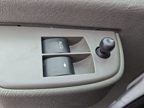 Used 2023 Chevrolet Express 3500 LS image 27