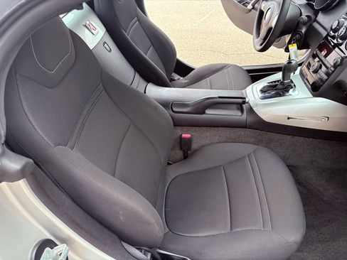 Used 2007 Saturn Sky 2dr Conv image 28