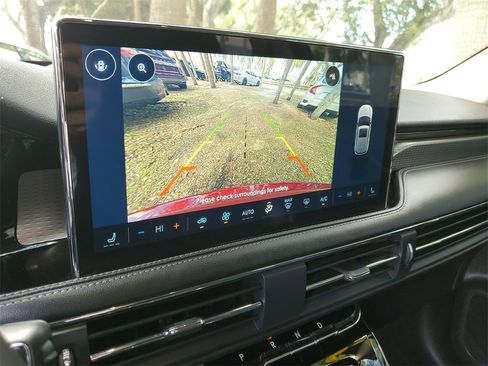 Used 2023 Lincoln Corsair Reserve w/ Jet Appearance Package image 28