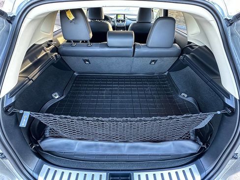 Used 2017 Lexus NX 200t FWD image 5