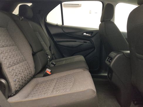 Used 2024 Chevrolet Equinox LT FWD image 19