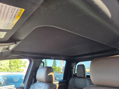 Used 2020 Nissan Titan Platinum Reserve w/ Moonroof Package AWD/4WD image 10