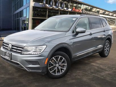 Used 2020 Volkswagen Tiguan SE w/ Panoramic Sunroof Package