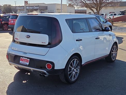 Used 2019 Kia Soul ! w/ Technology Package image 4